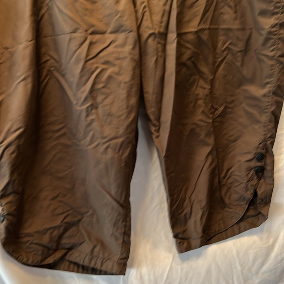 REI Shorts, SZ 20W, Waist 21"W/Adjustable tie, Length 29", Quick Dry, SPF 50, - Picture 3 of 9